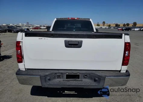 2008 Chevrolet Silverado C1500 из США, поврежденный, VIN 1GCEC14008Z298277